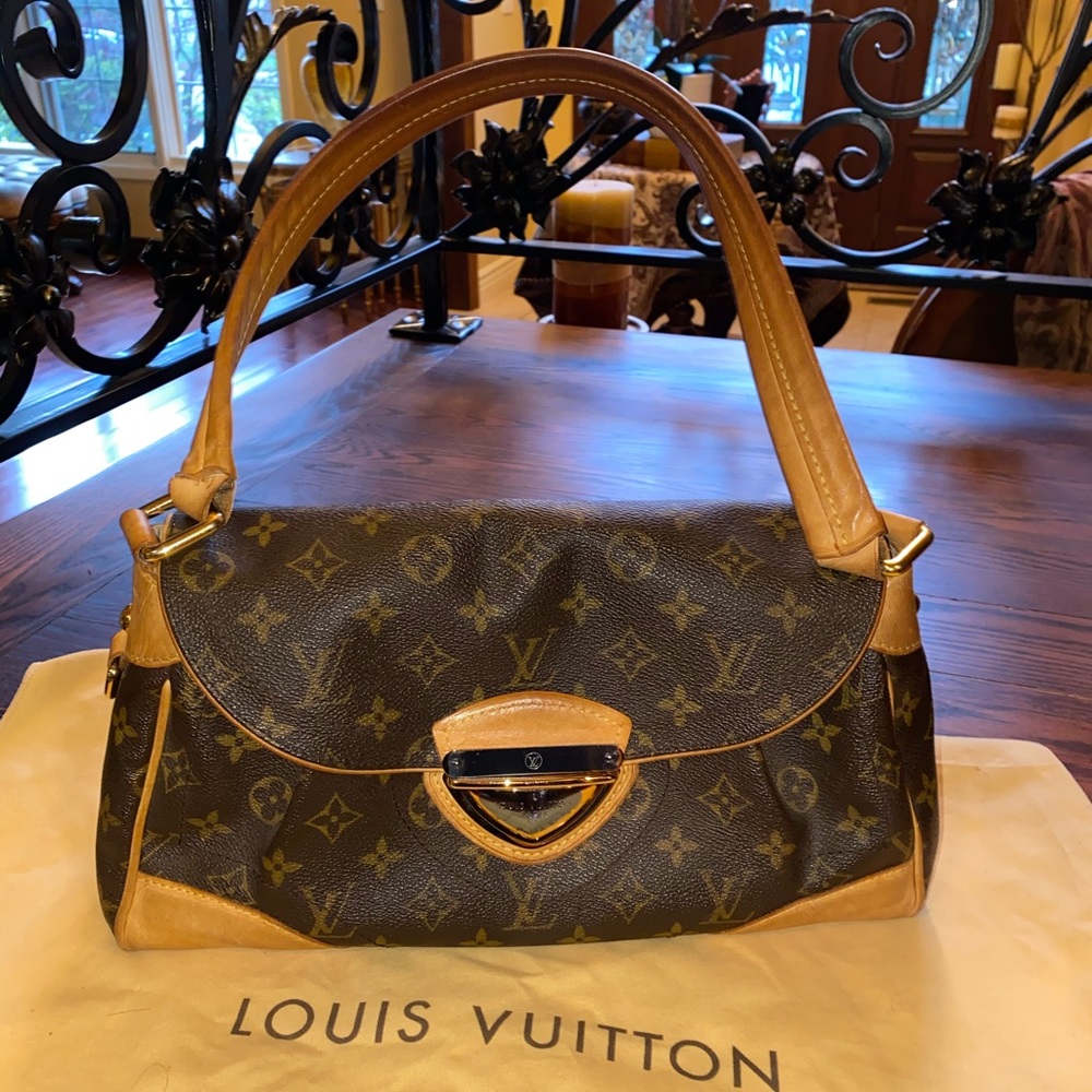 LOUIS VUITTON MONOGRAM CANVAS BEVERLY MM